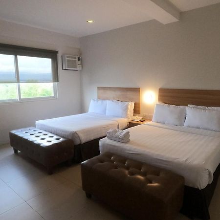 Mango Suites Tuguegarao City Dış mekan fotoğraf
