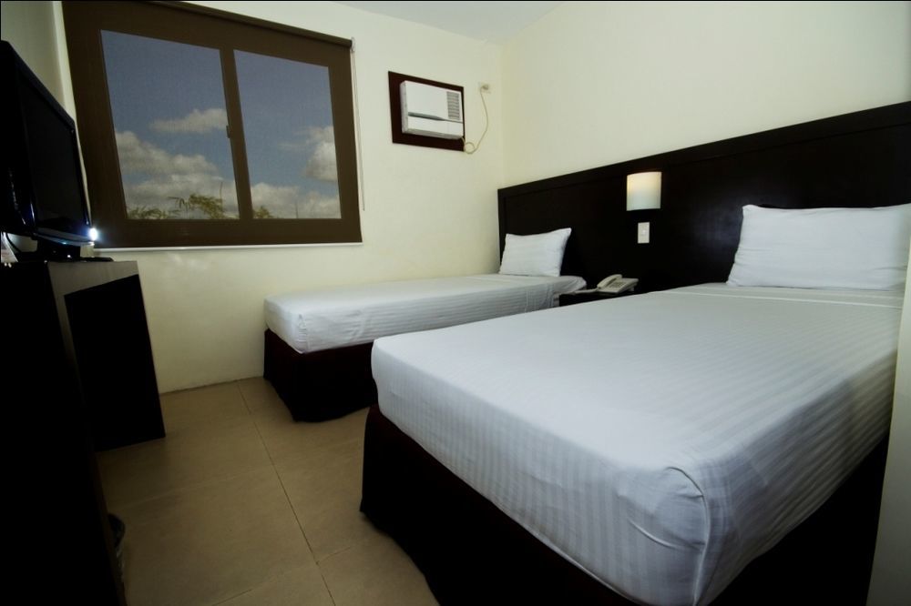 Mango Suites Tuguegarao City Dış mekan fotoğraf